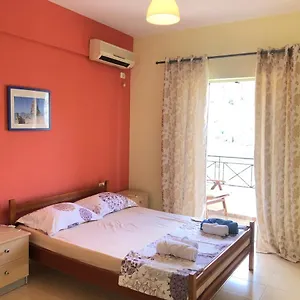 veizis-apartments.albaniahotels.org/