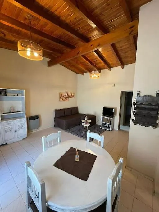 Apartamento Moderno y tranquilo departamento en 6ta sección Mendoza Argentina